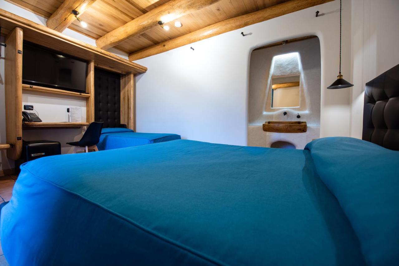 Etna Quota Mille Boutique Hotel, Typical Sicilian Food & Wine ランダッツォ エクステリア 写真